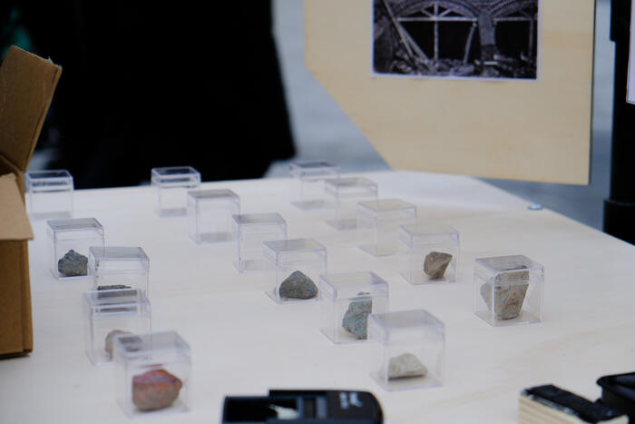 Pieces of the pietonnier intervention detail